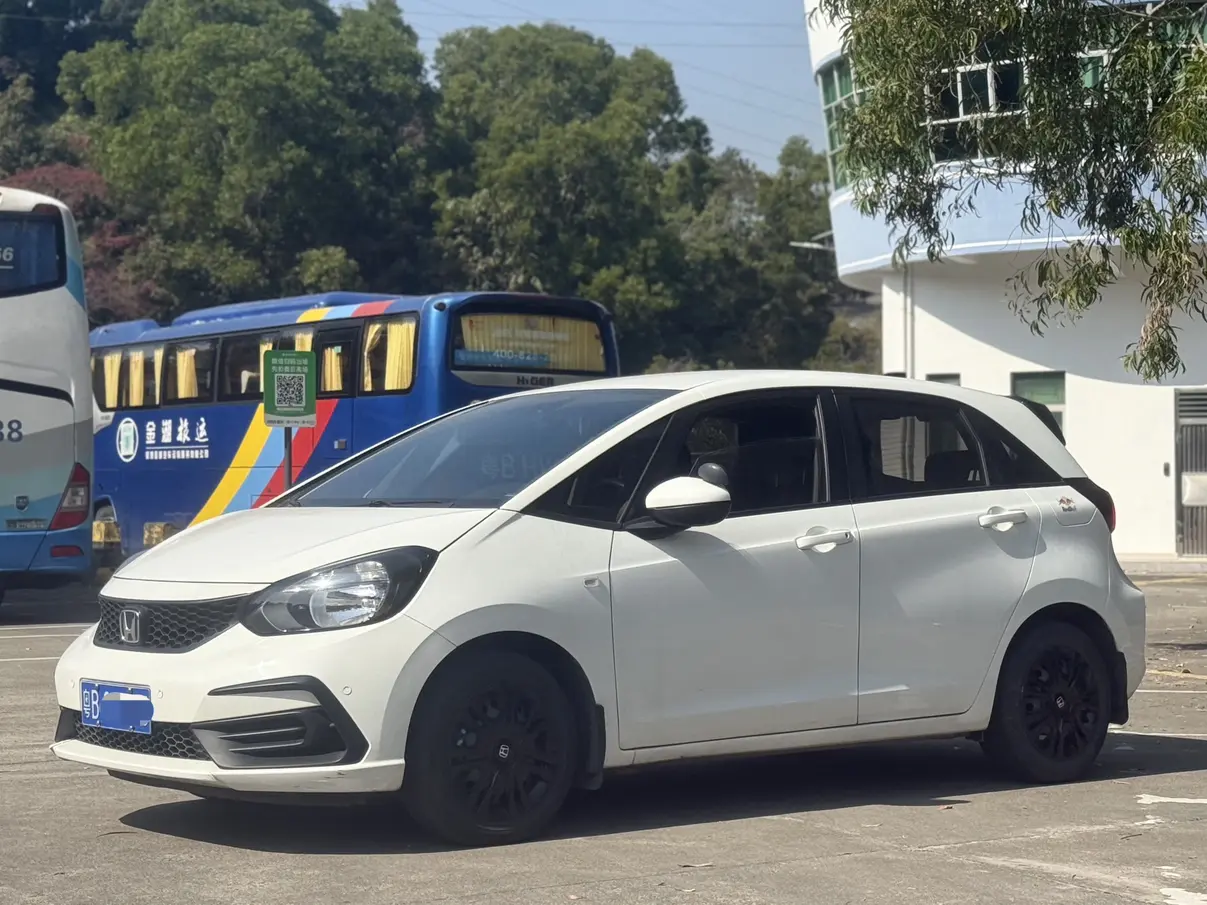 Honda Fit  из Китая