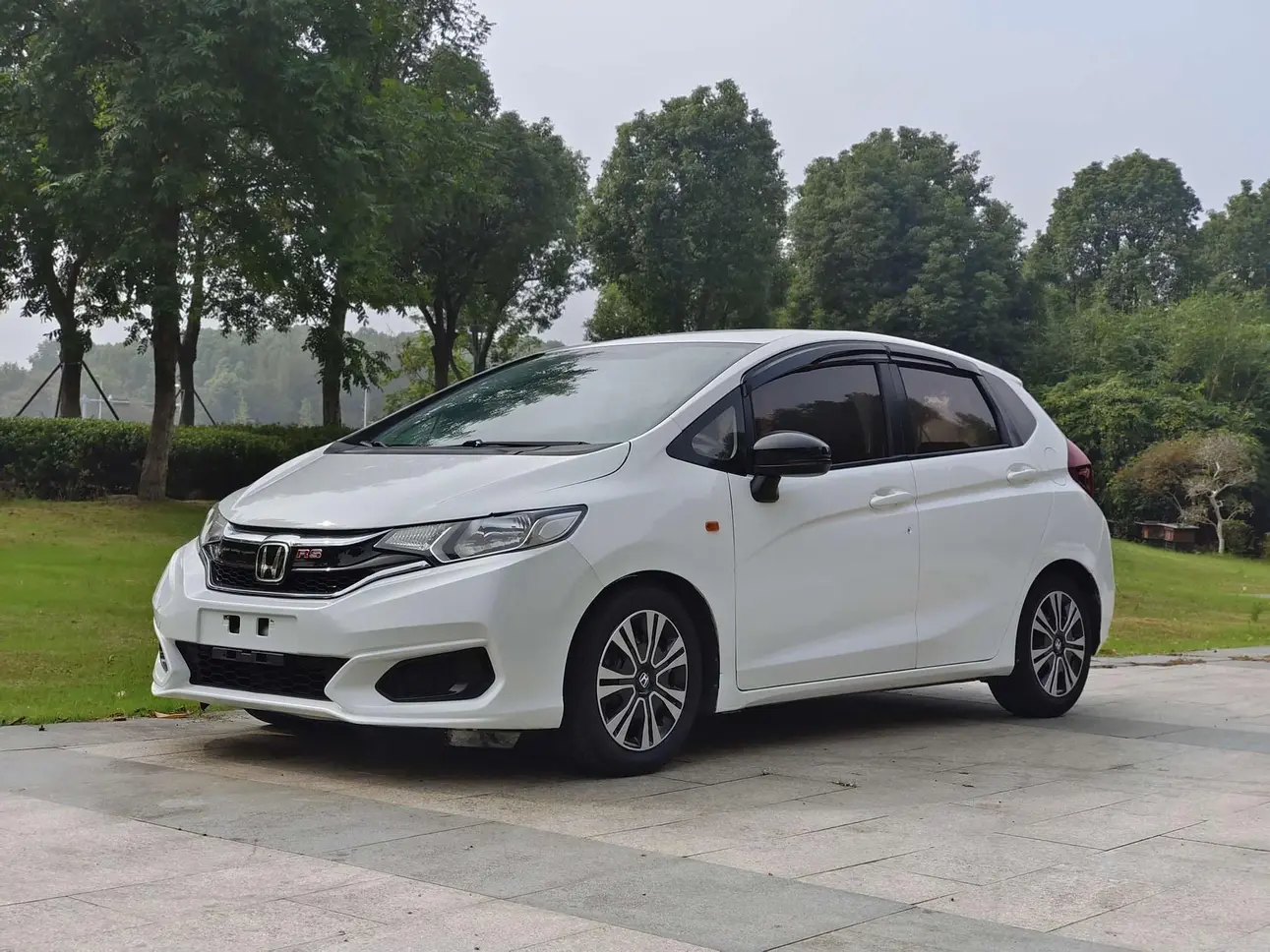 Honda Fit  из Китая