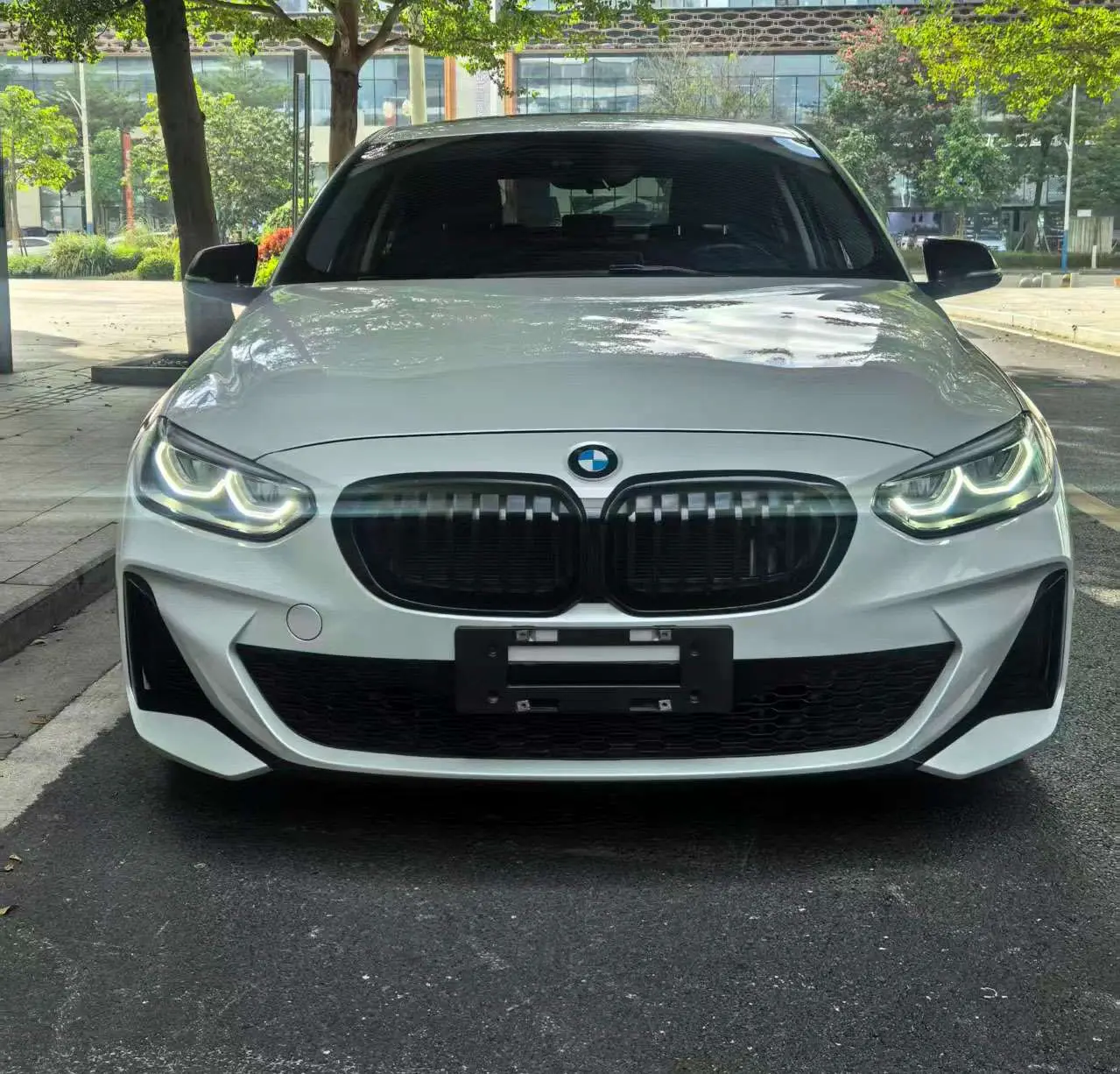 BMW 1 Series  из Китая