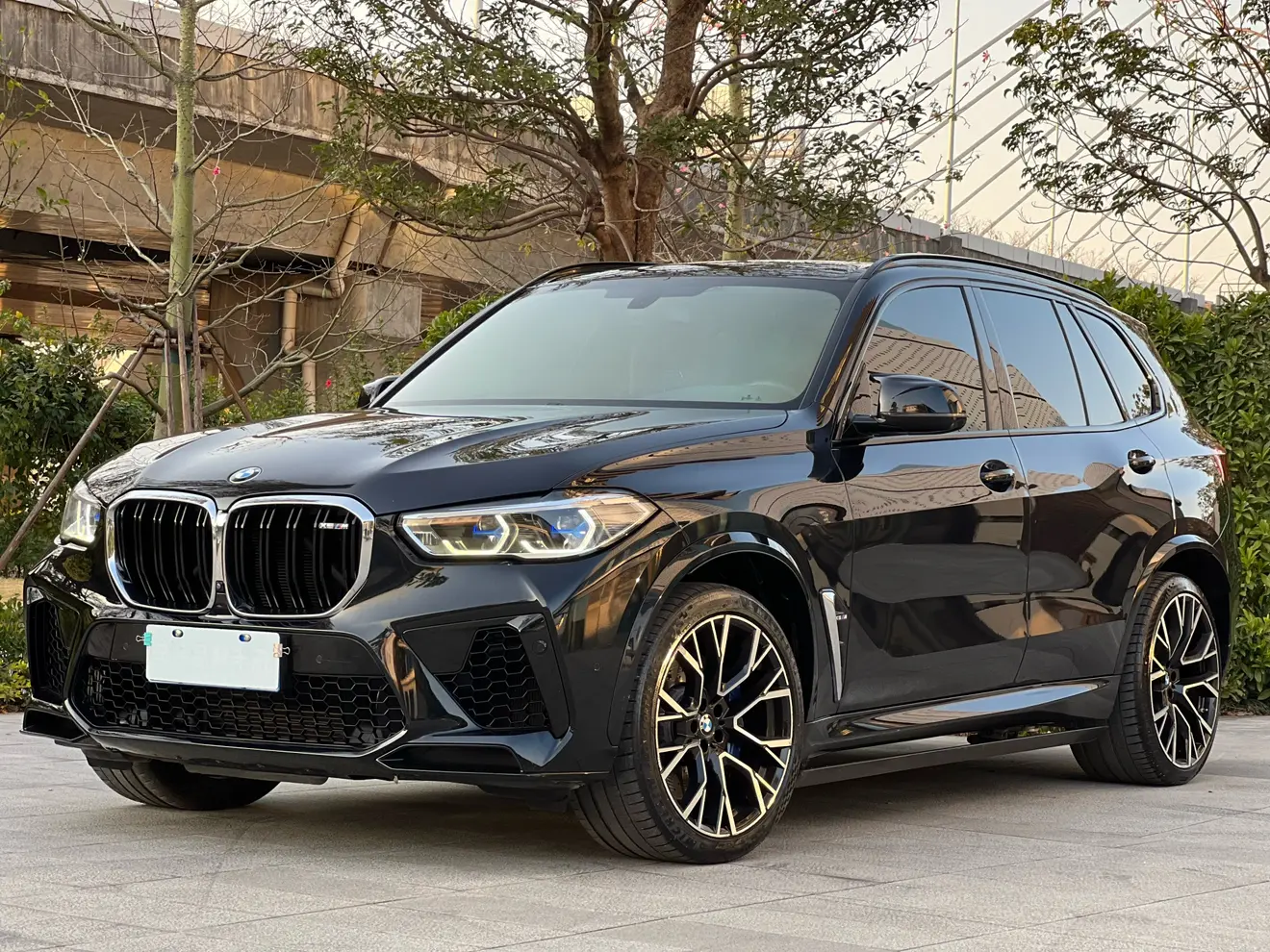 BMW X5M  из Китая
