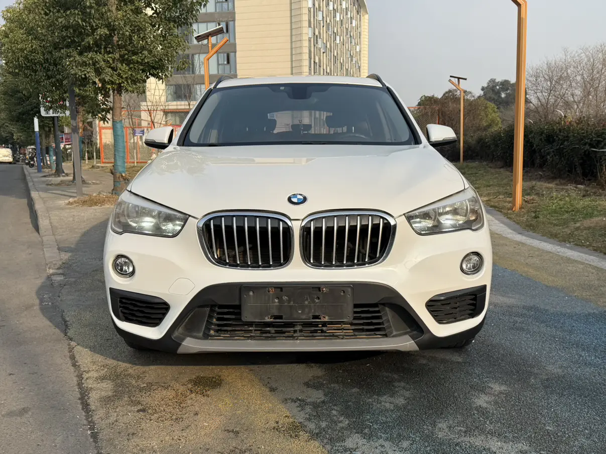 BMW X1  из Китая