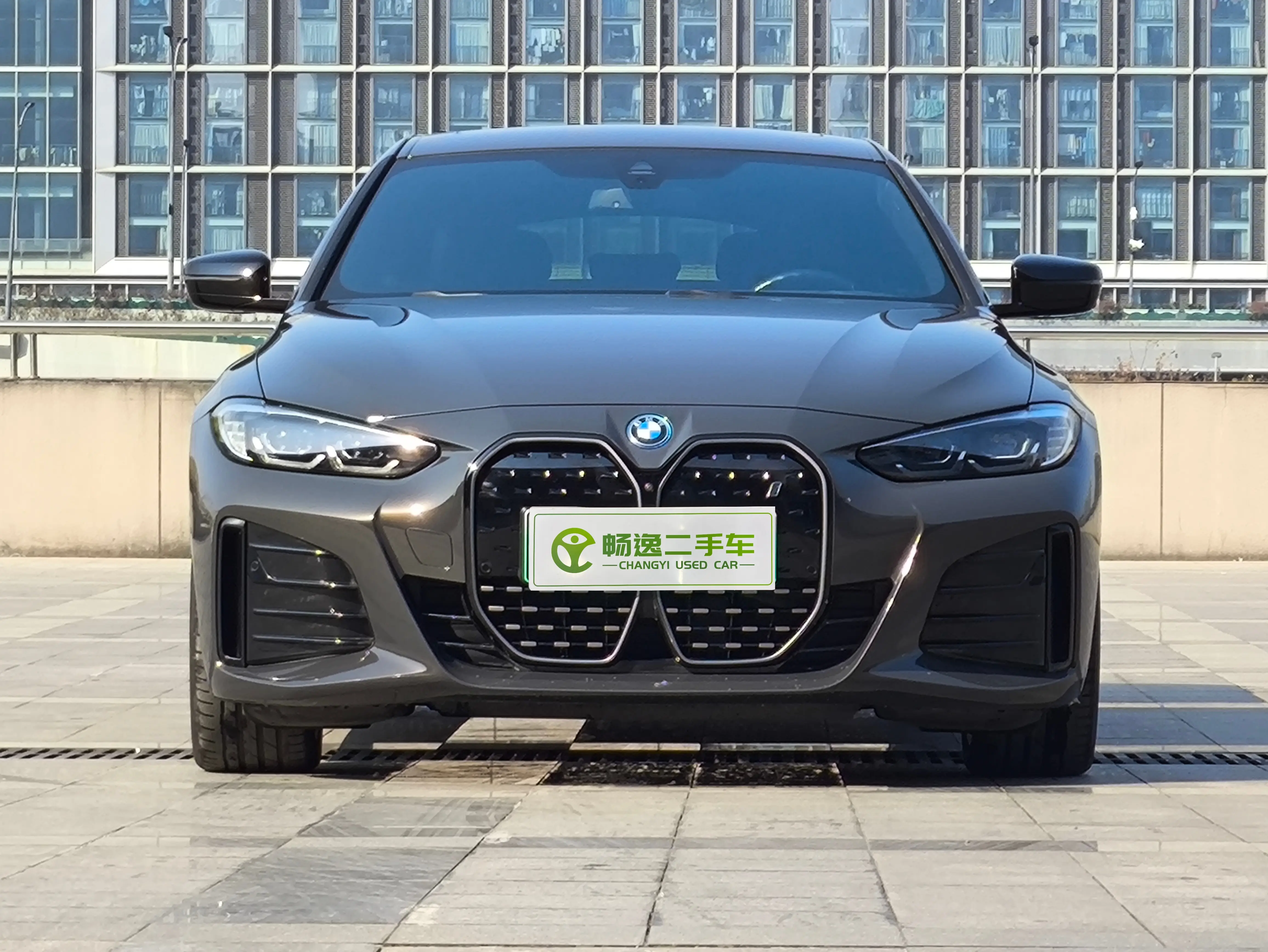 BMW i4  из Китая