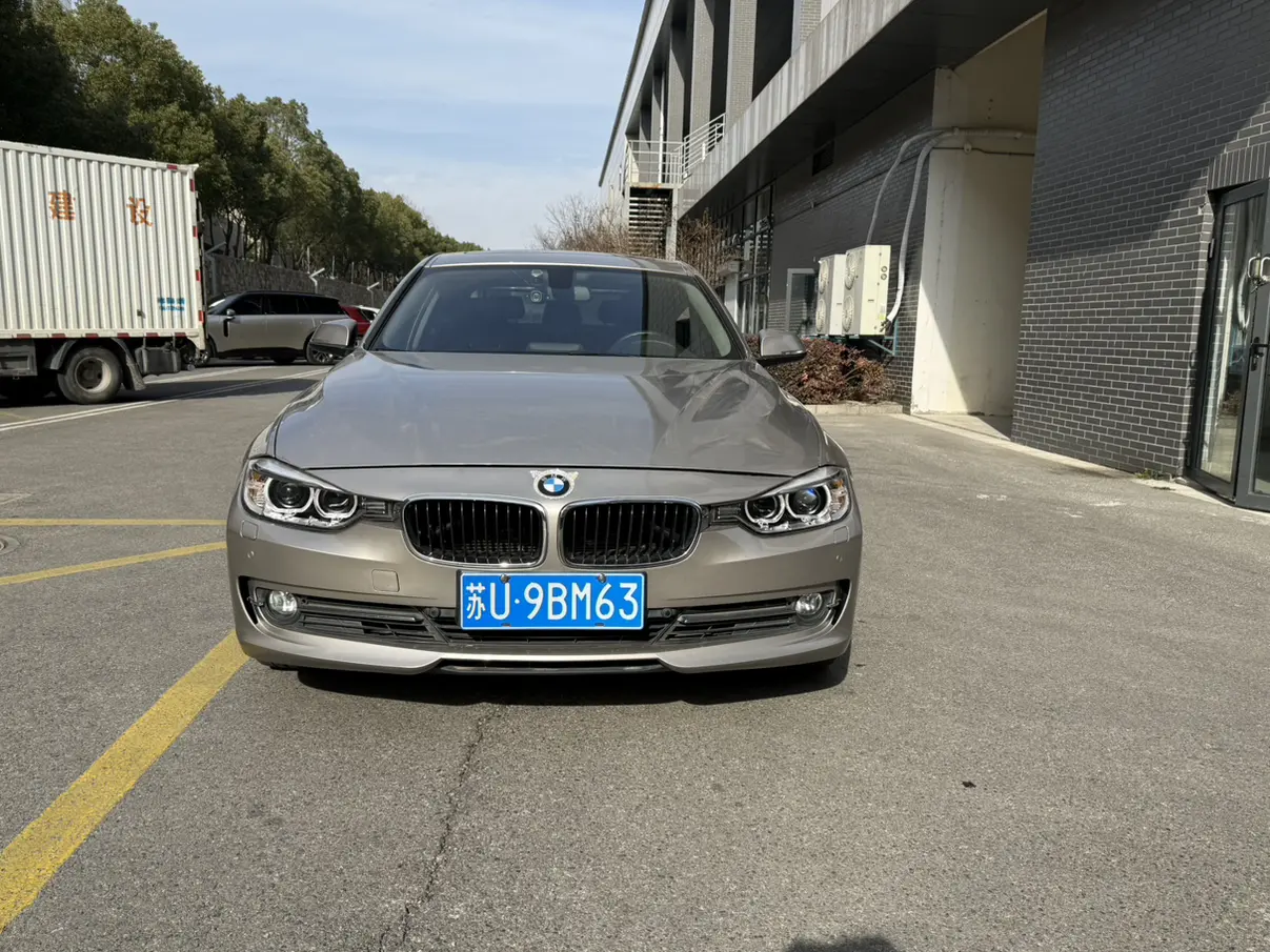BMW 3 Series  из Китая