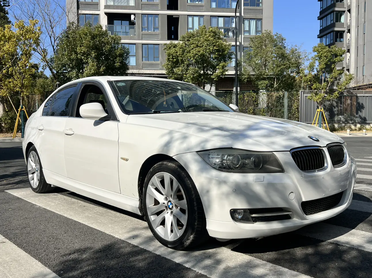 BMW 3 Series  из Китая