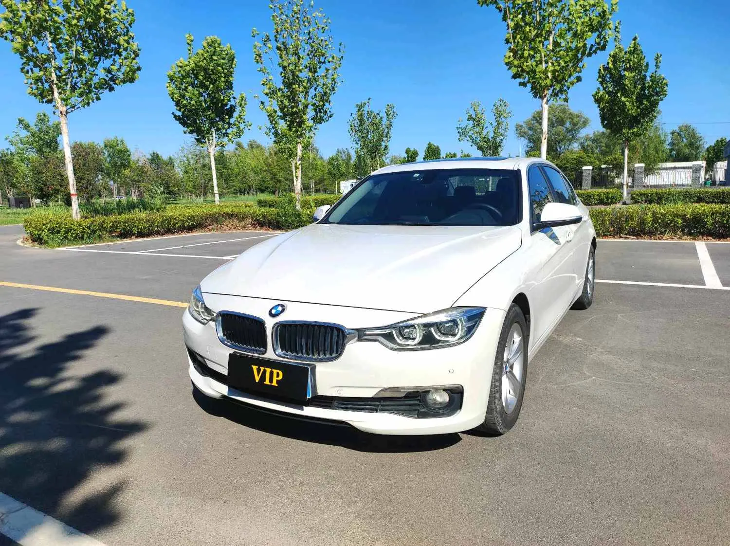BMW 3 Series  из Китая
