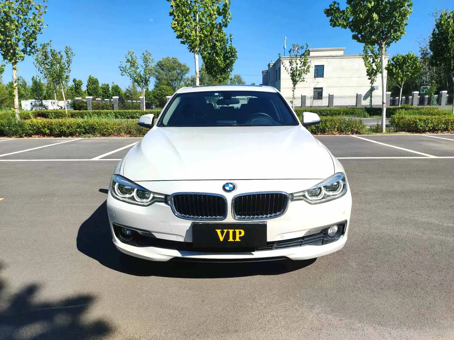 BMW 3 Series  из Китая