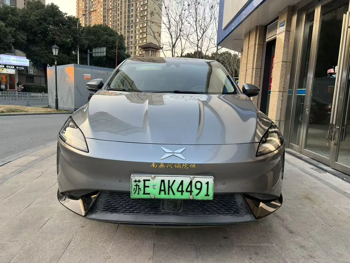 Xpeng G3  из Китая