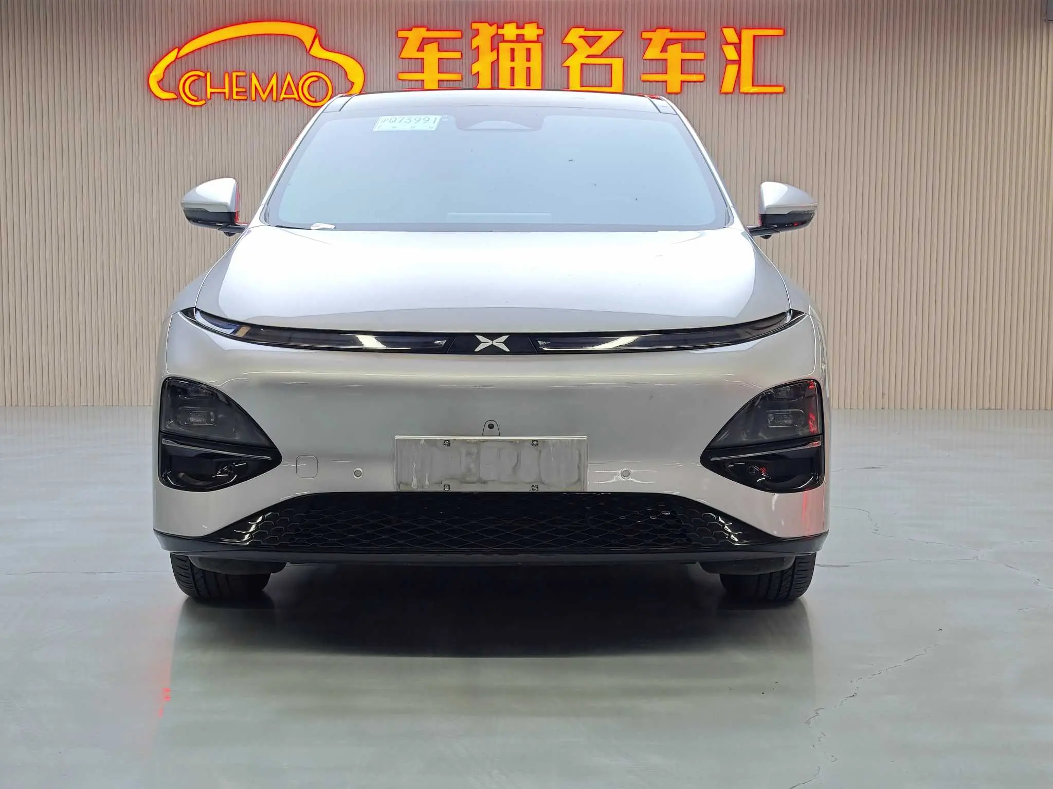 Xpeng G6  из Китая