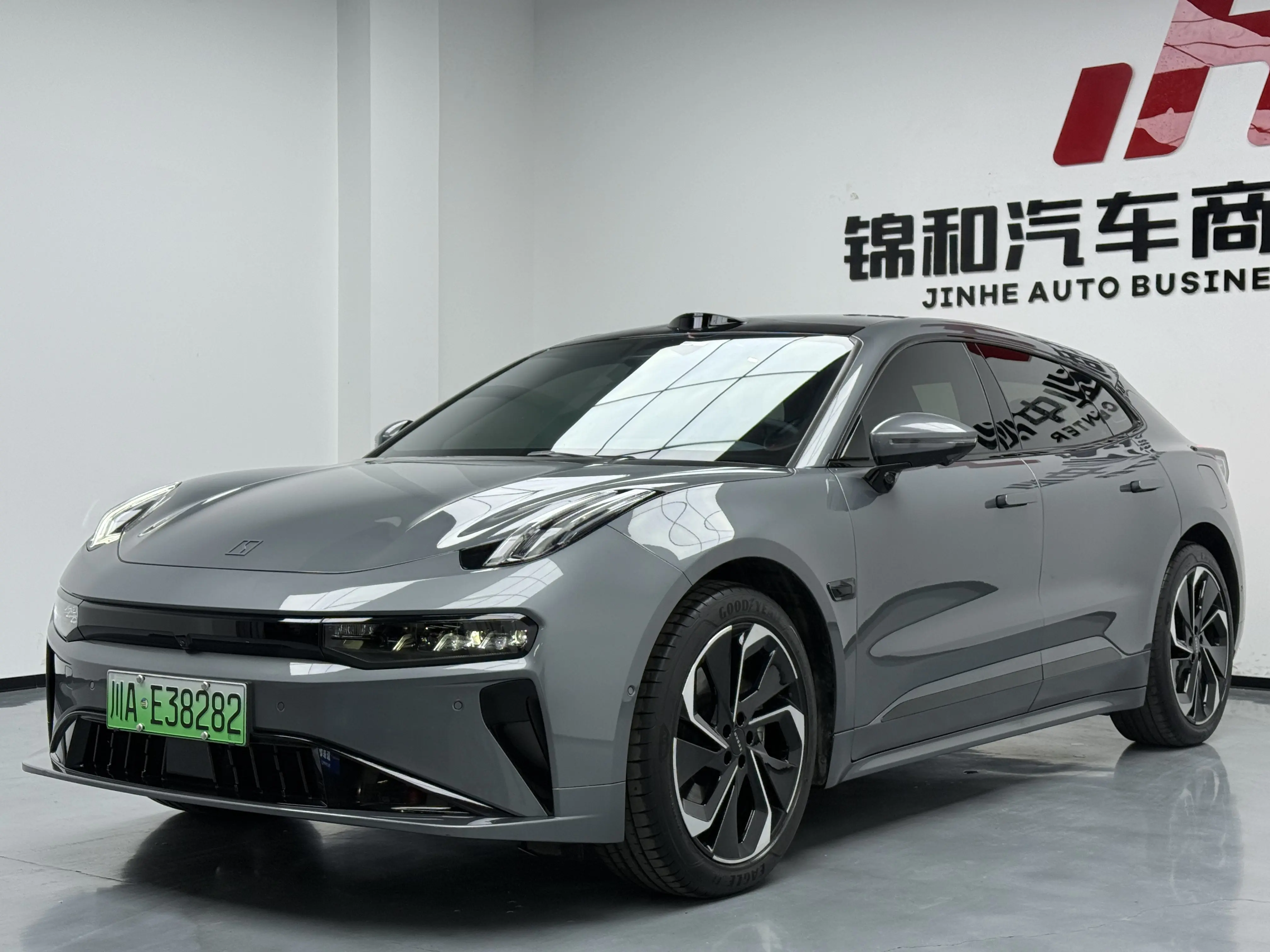 ZEEKR 001  из Китая