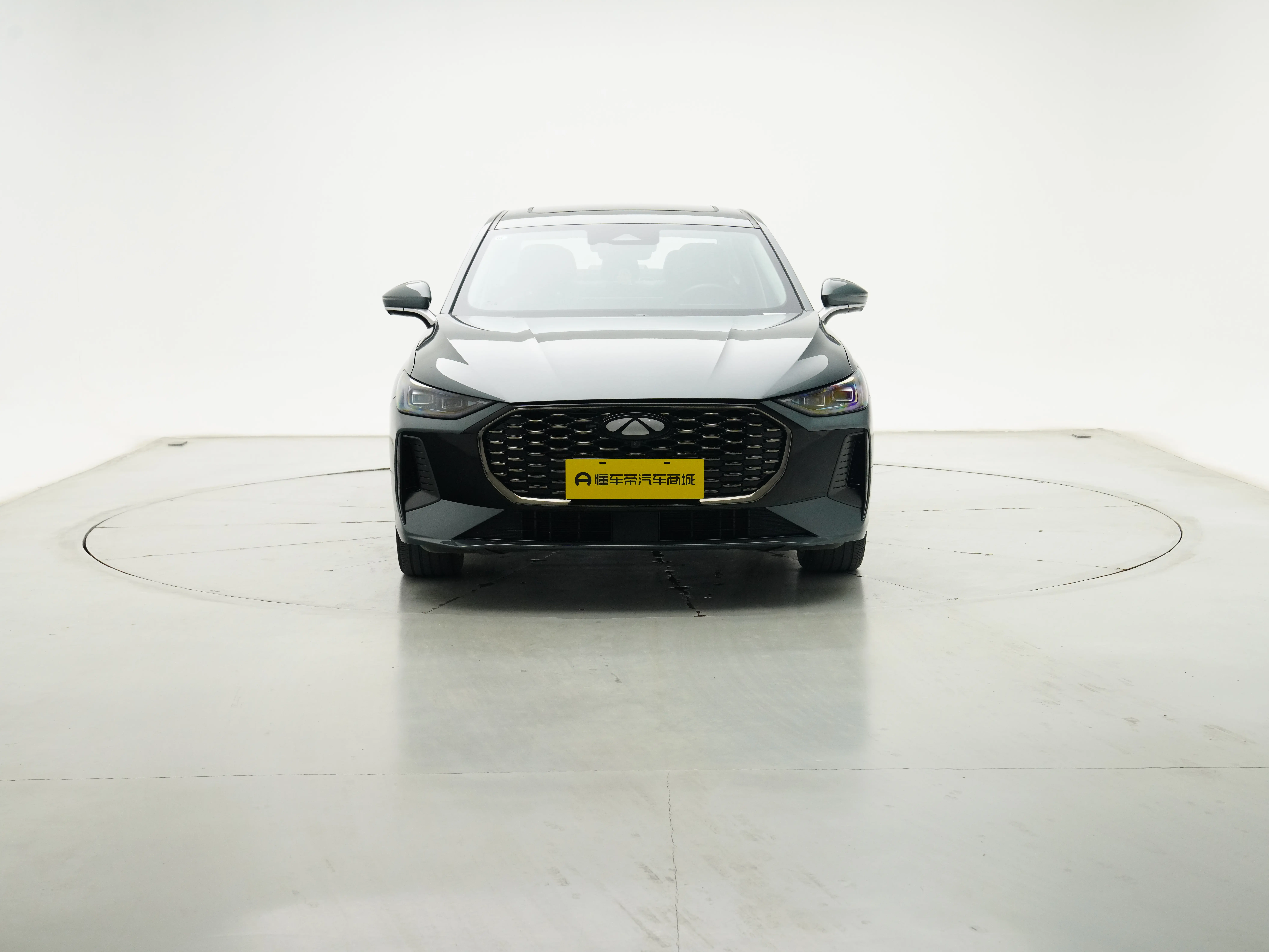 Chery Fengyun A8L  из Китая