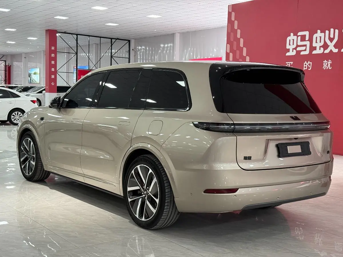 Li L9 (Ideal L9)  из Китая