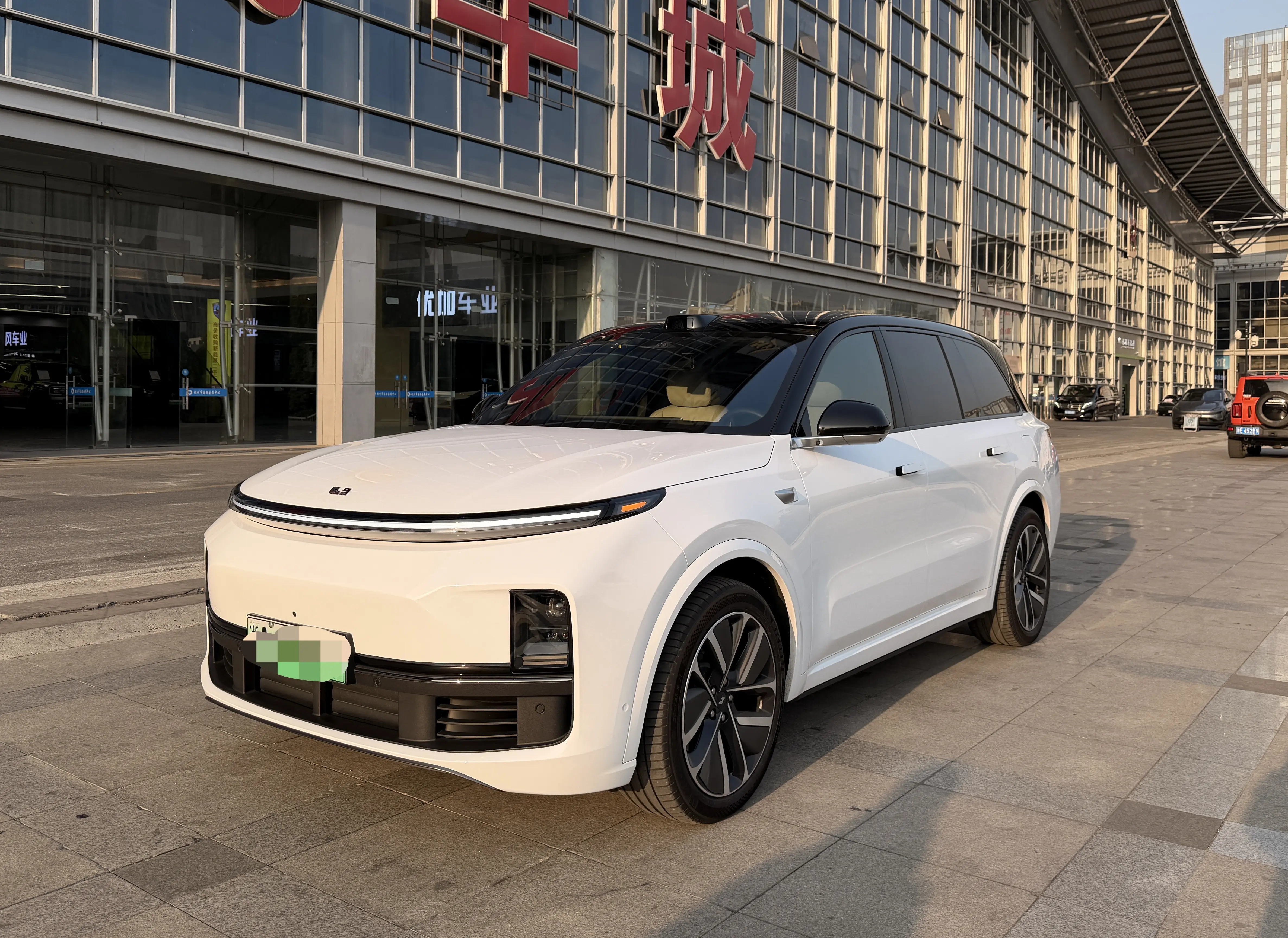 Li L9 (Ideal L9)  из Китая