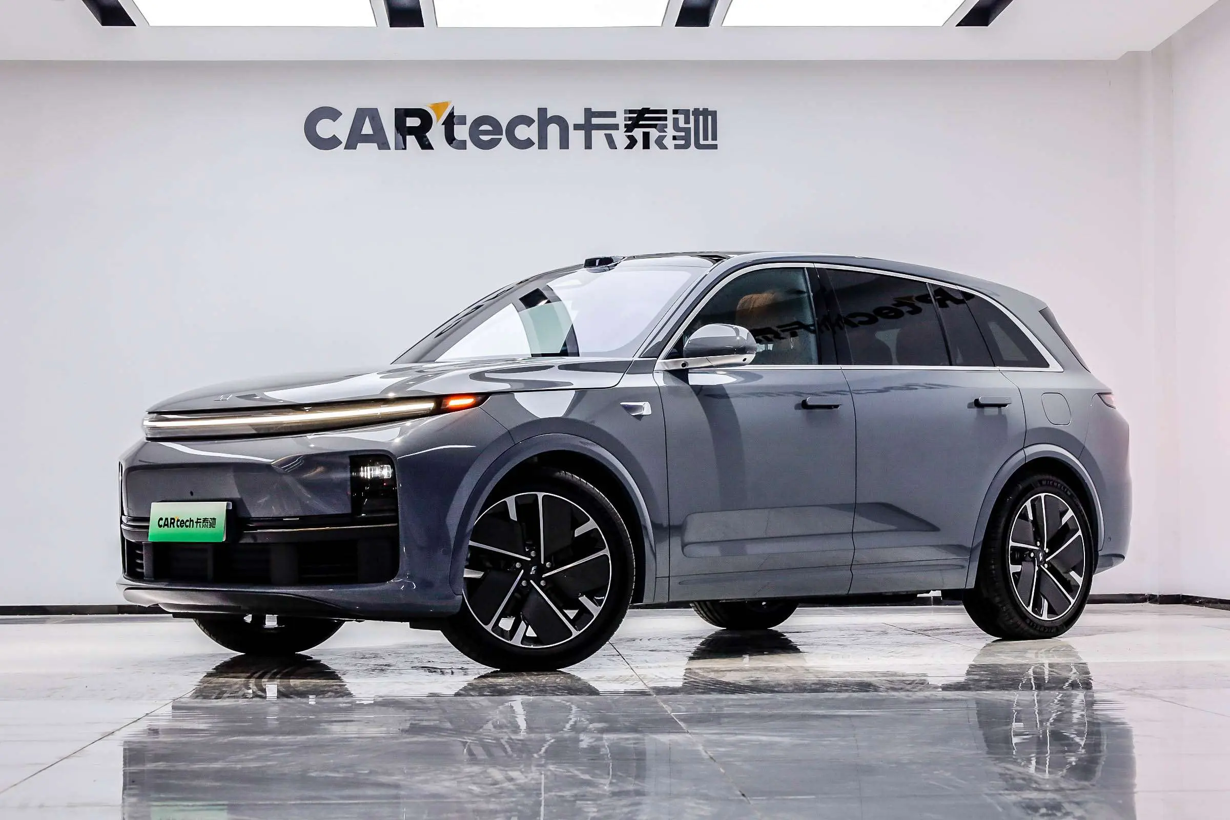 Li L7 (Ideal L7)  из Китая