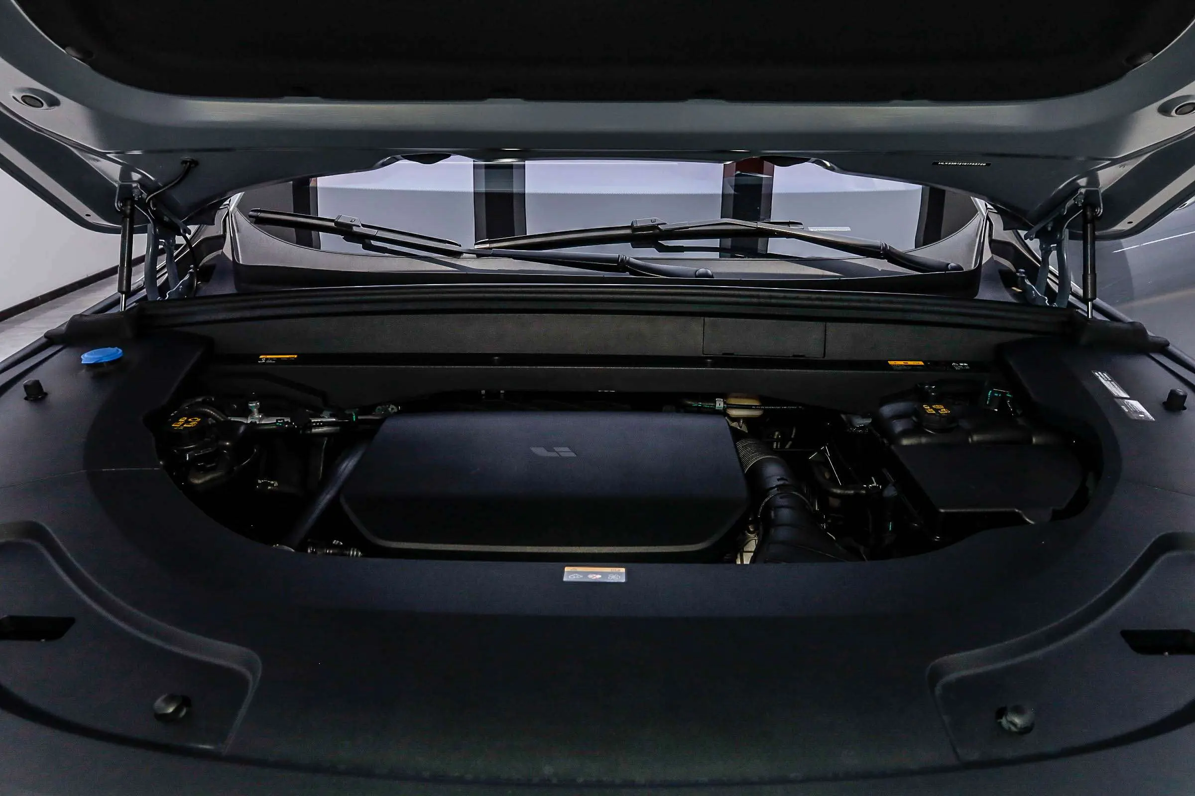 Li L7 (Ideal L7)  из Китая