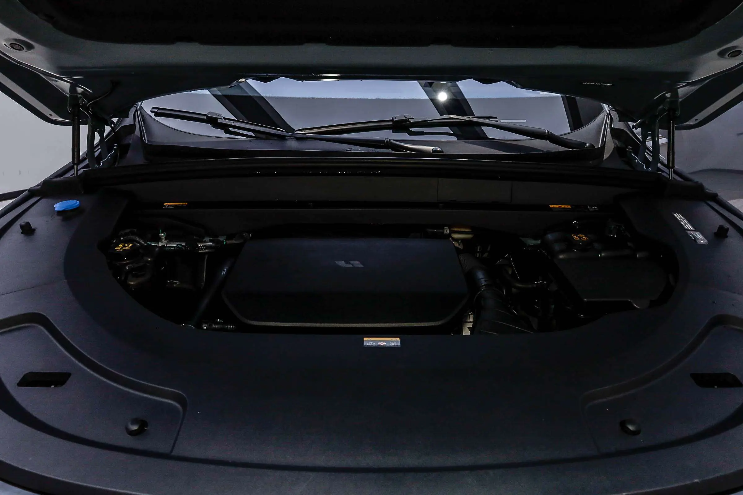 Li L7 (Ideal L7)  из Китая