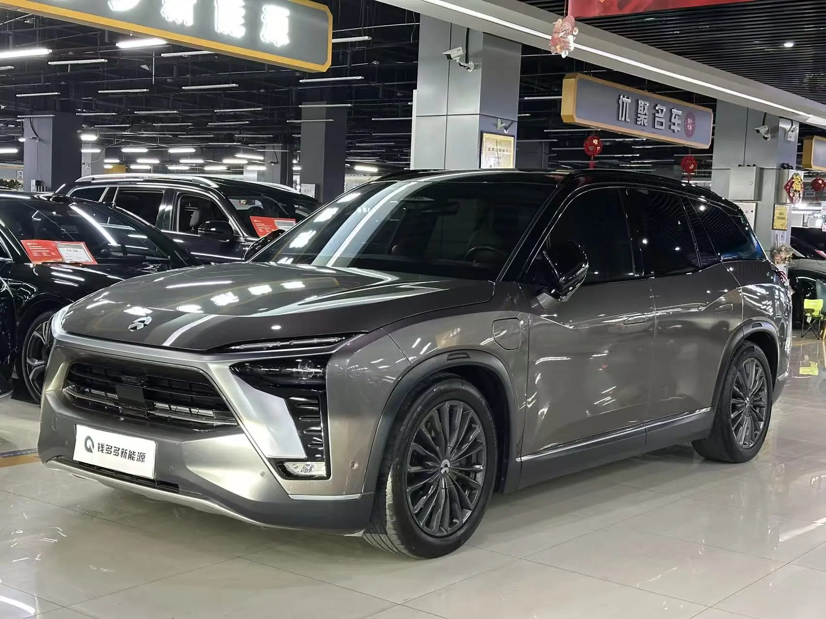 NIO ES8  из Китая