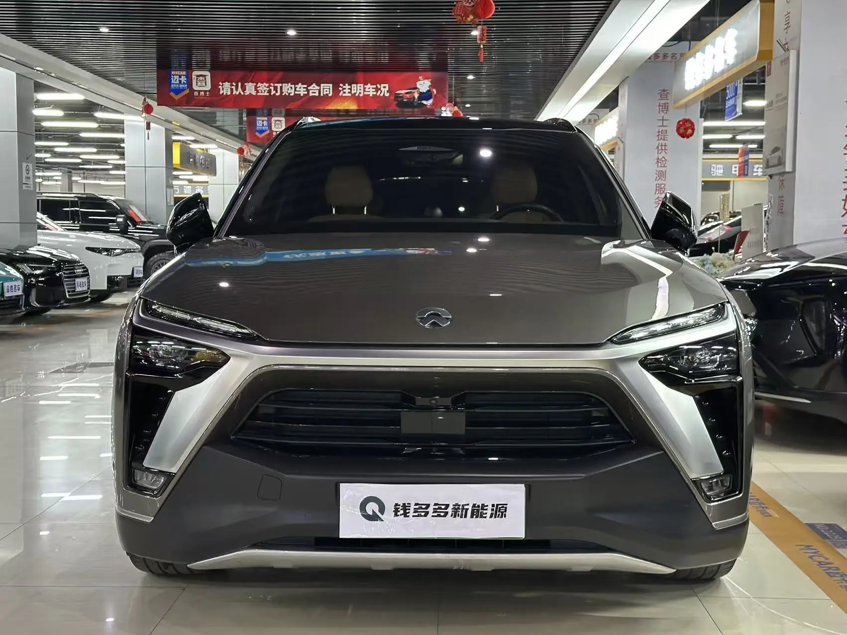 NIO ES8  из Китая