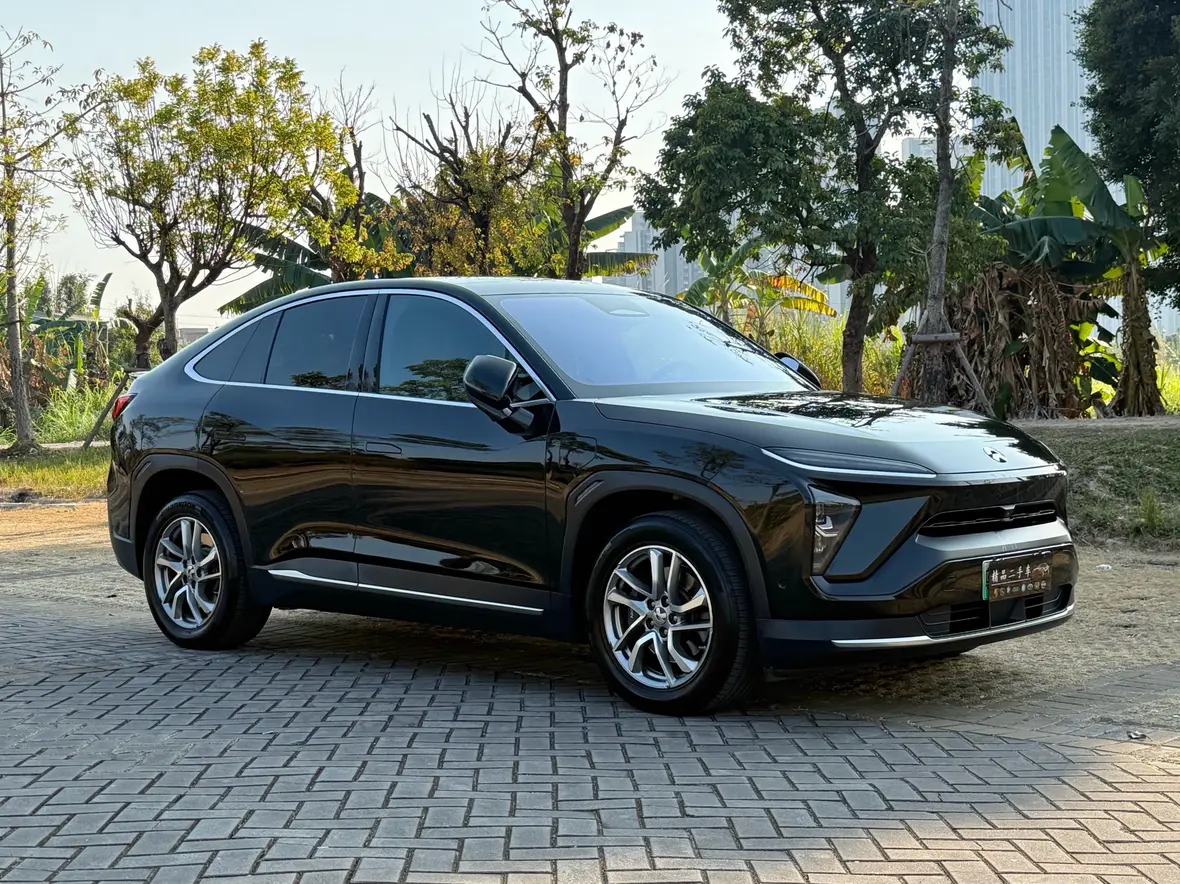 NIO EC6  из Китая