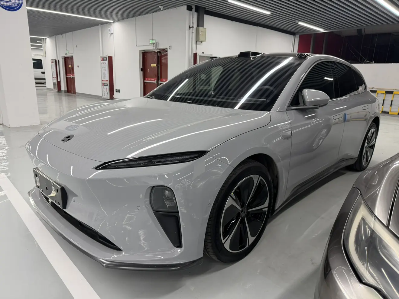 NIO ET5T  из Китая