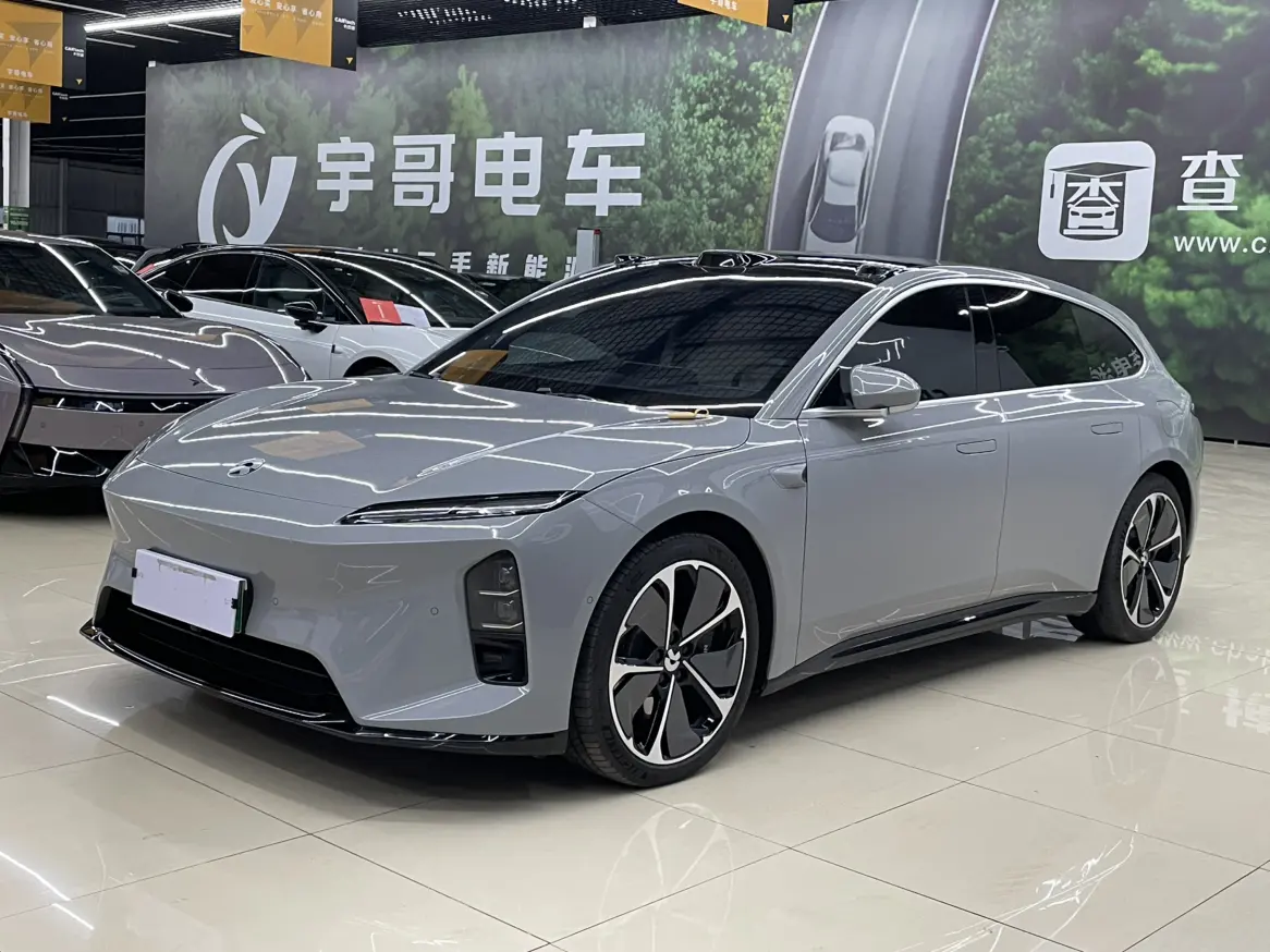 NIO ET5T  из Китая