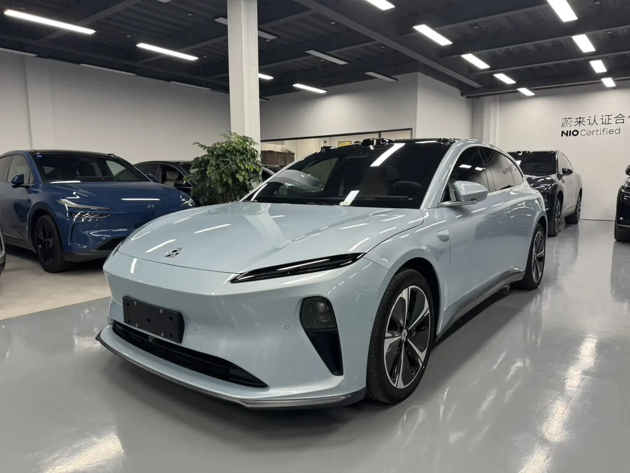 NIO ET5T  из Китая