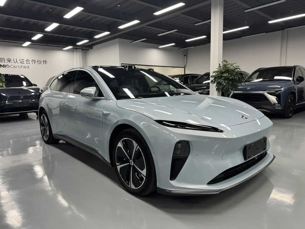 NIO ET5T  из Китая