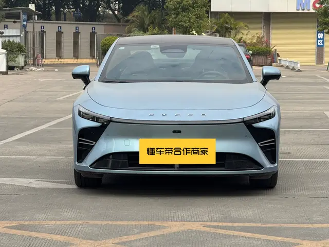 Exeed Sterra ES  из Китая