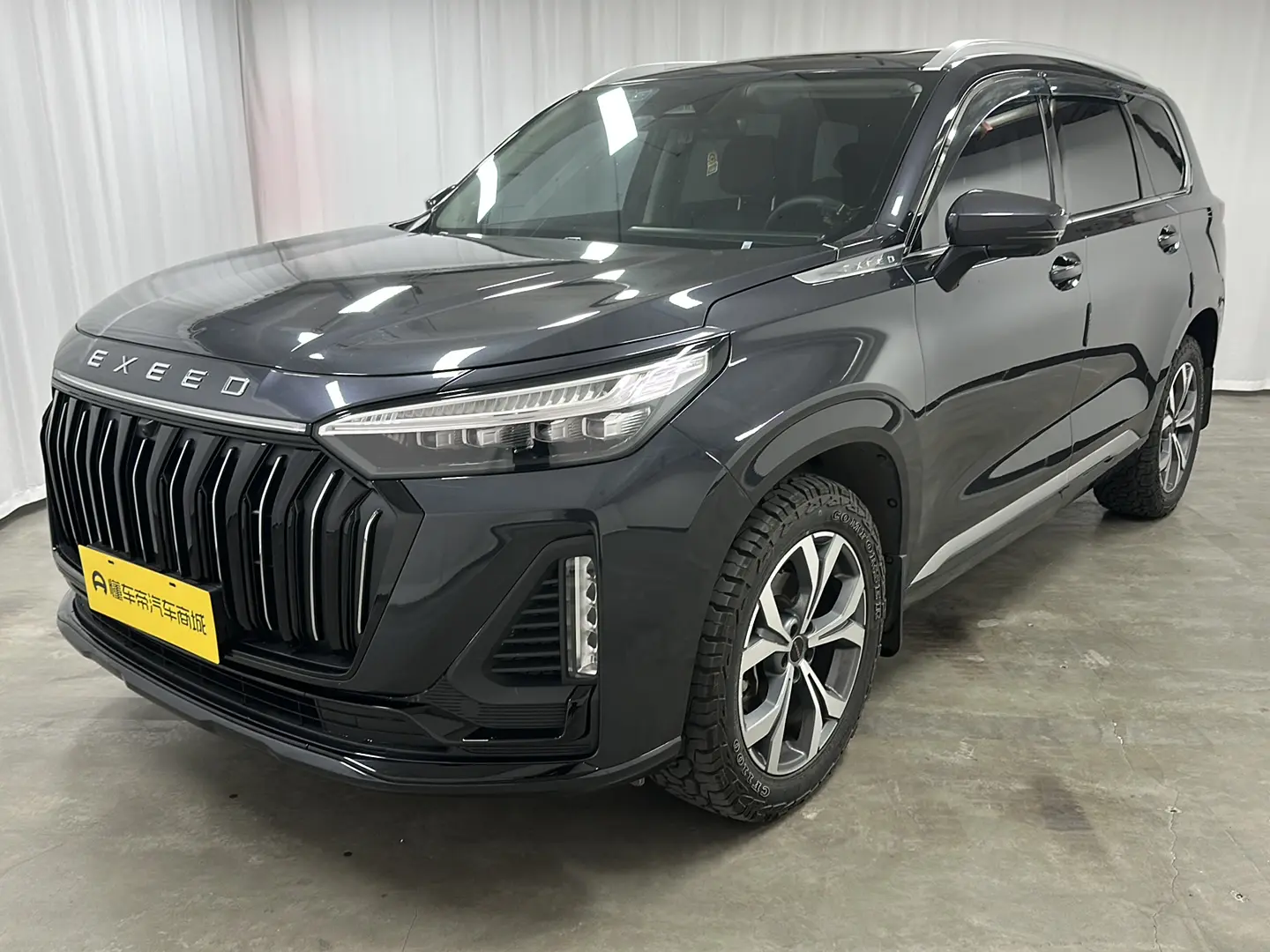 Exeed VX (The starry road embraces the moon)  из Китая