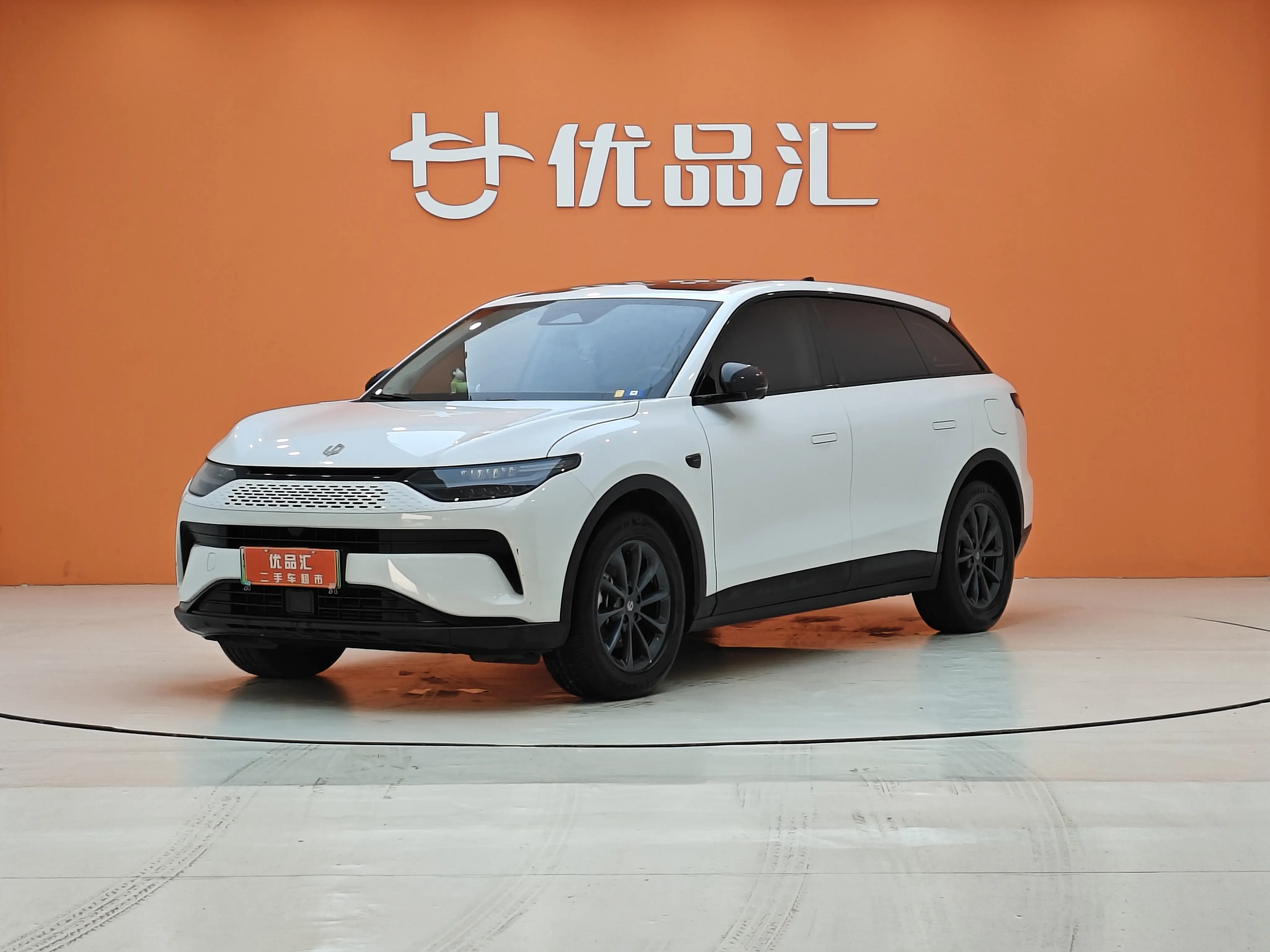 Leapmotor Zero running C11  из Китая