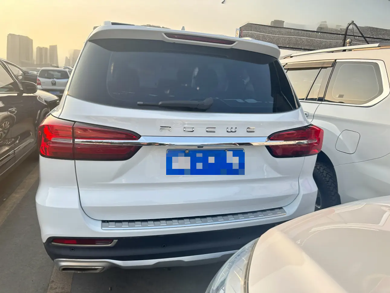 Roewe RX8  из Китая