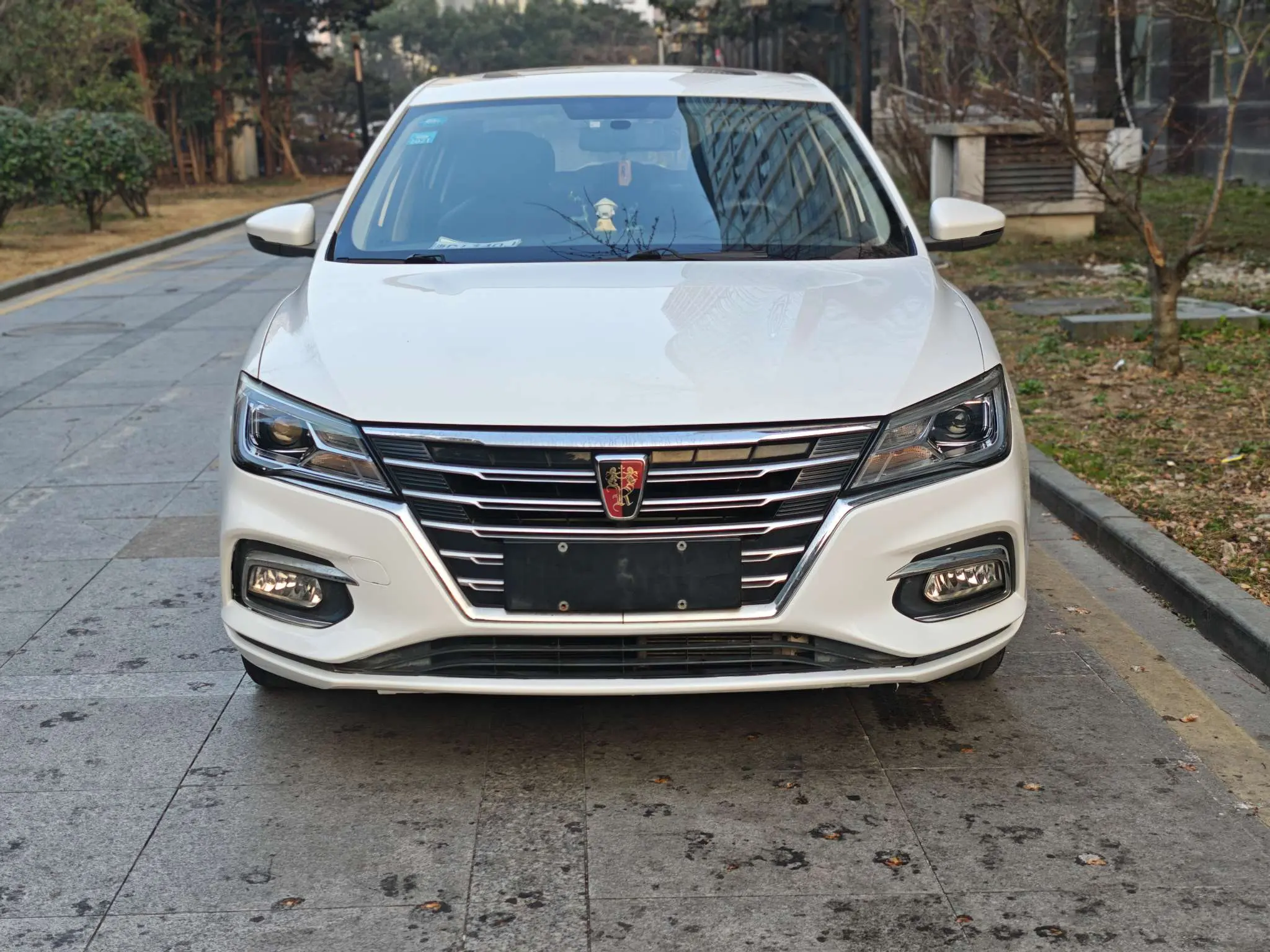 Roewe i5  из Китая