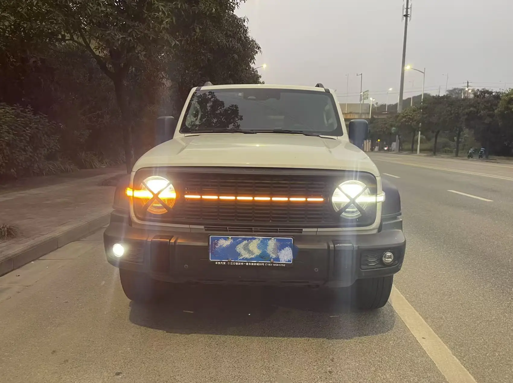 Tank 300  из Китая