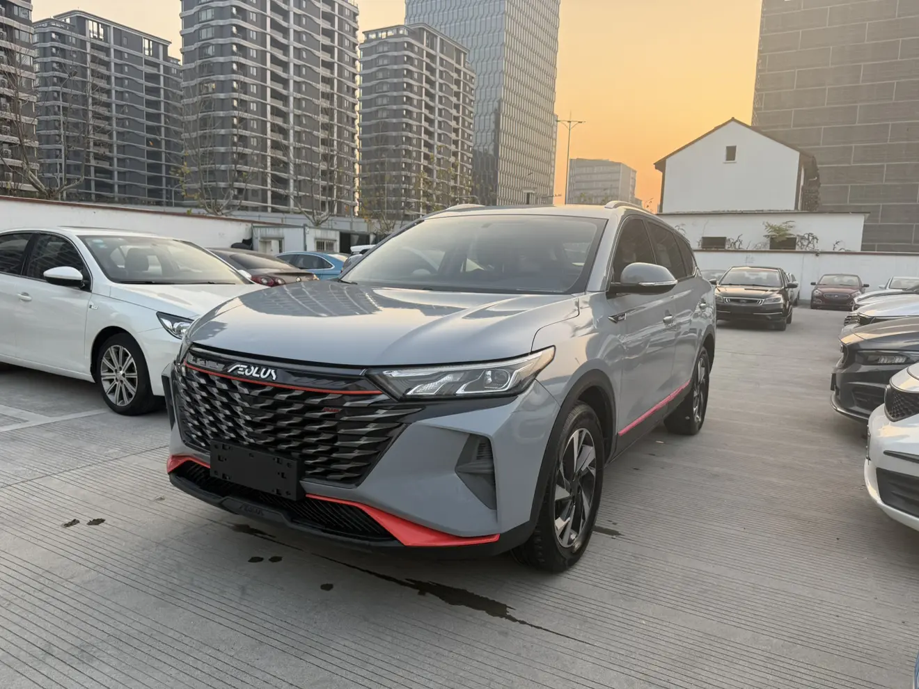 Dongfeng Fengshen AX7  из Китая