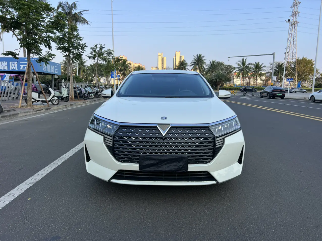 Kai Chen Venucia D60  из Китая