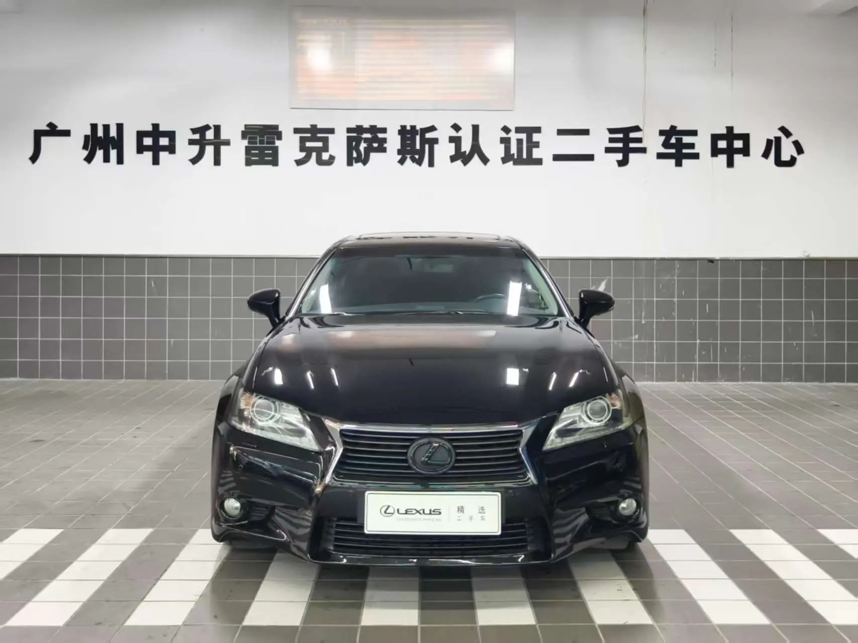 Lexus GS  из Китая