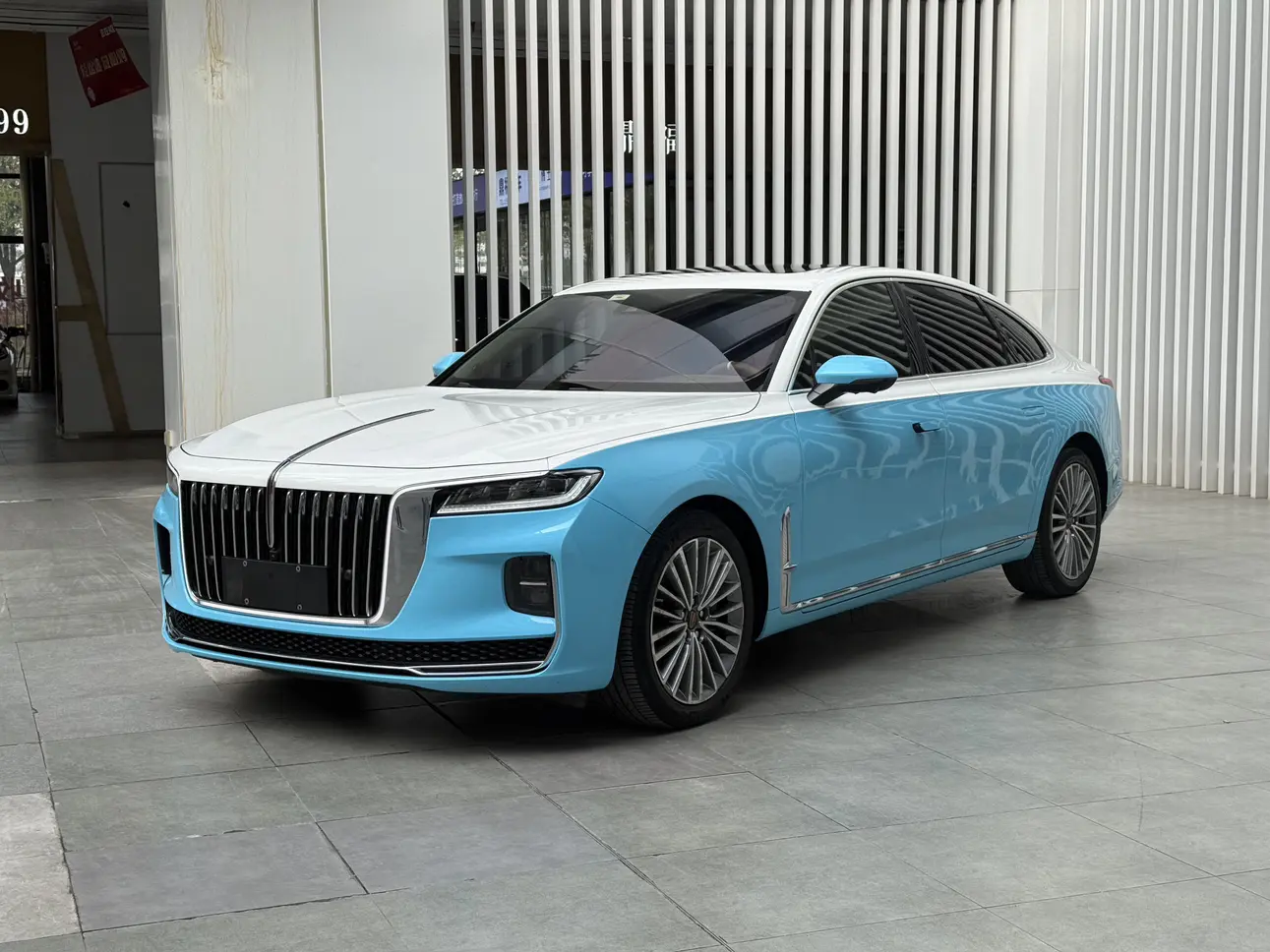 Hongqi H9  из Китая