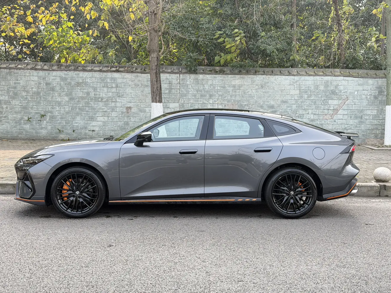 Changan UNI-V  из Китая