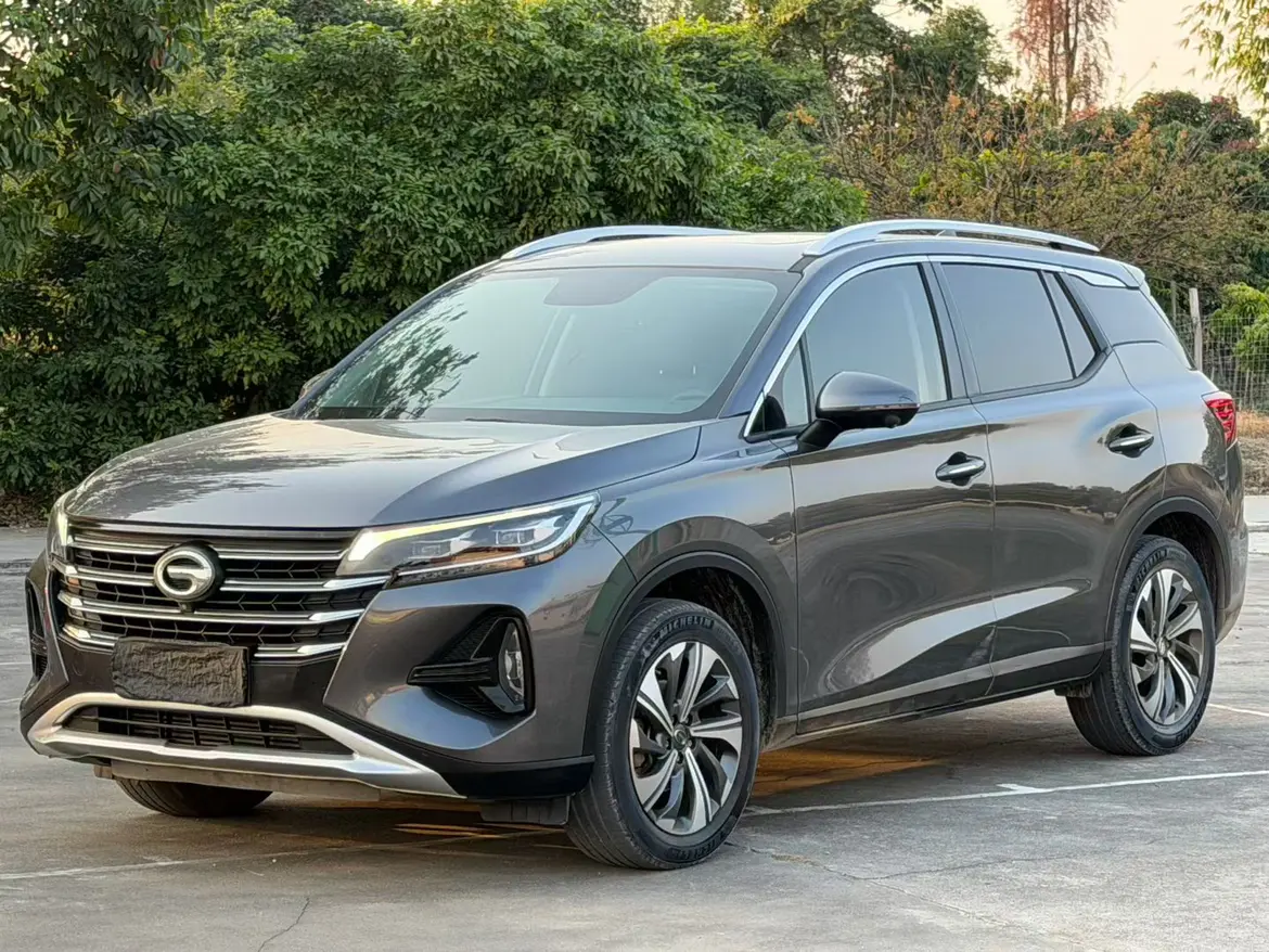 GAC Trumpchi GS4  из Китая