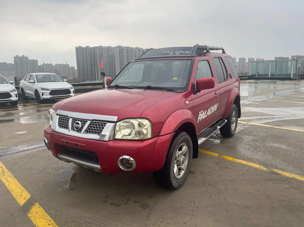 Nissan Paladin  из Китая