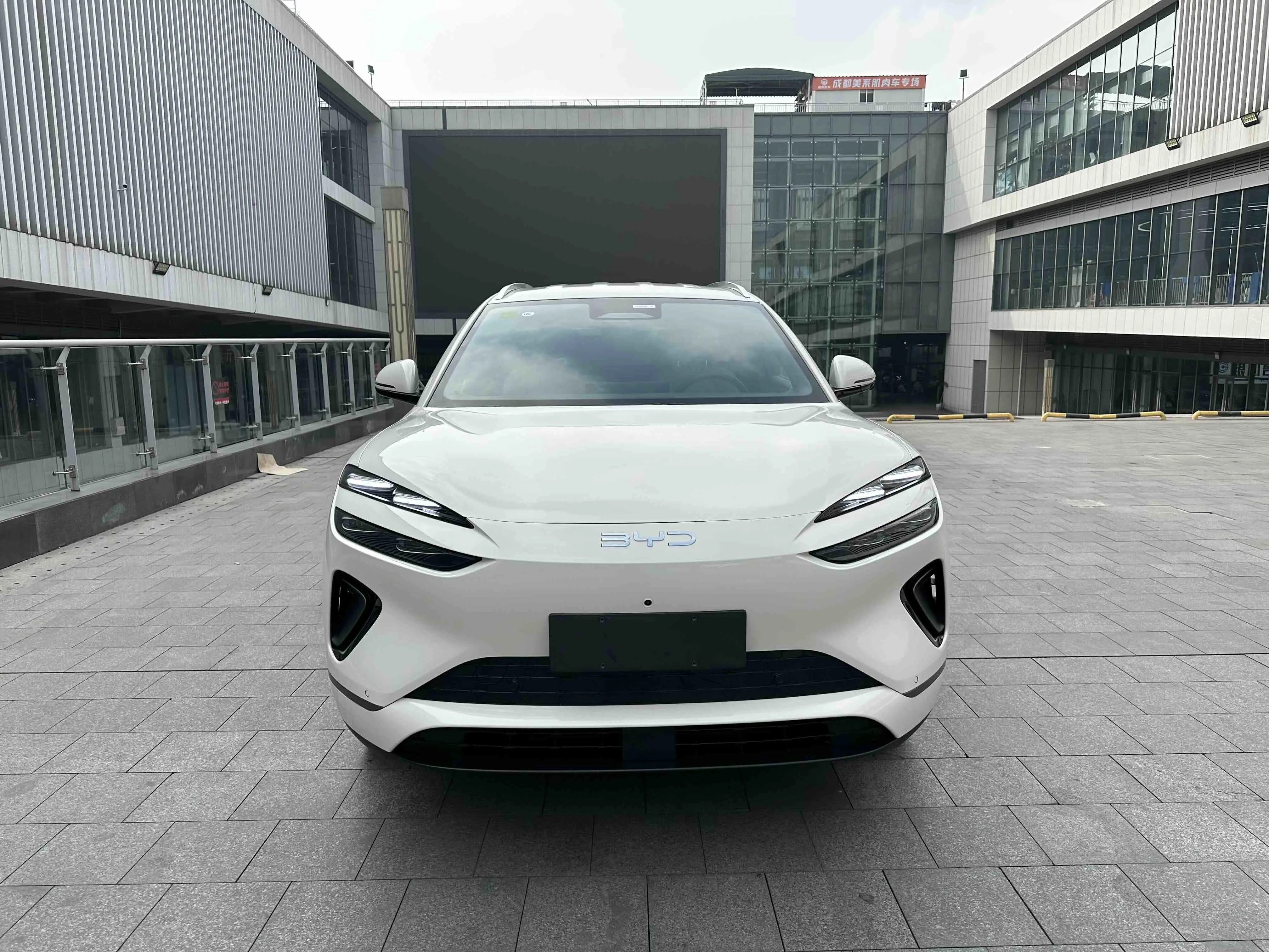 BYD Sea Lion 06EV  из Китая