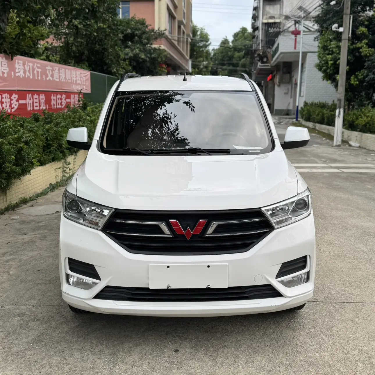 Wuling Hongguang  из Китая