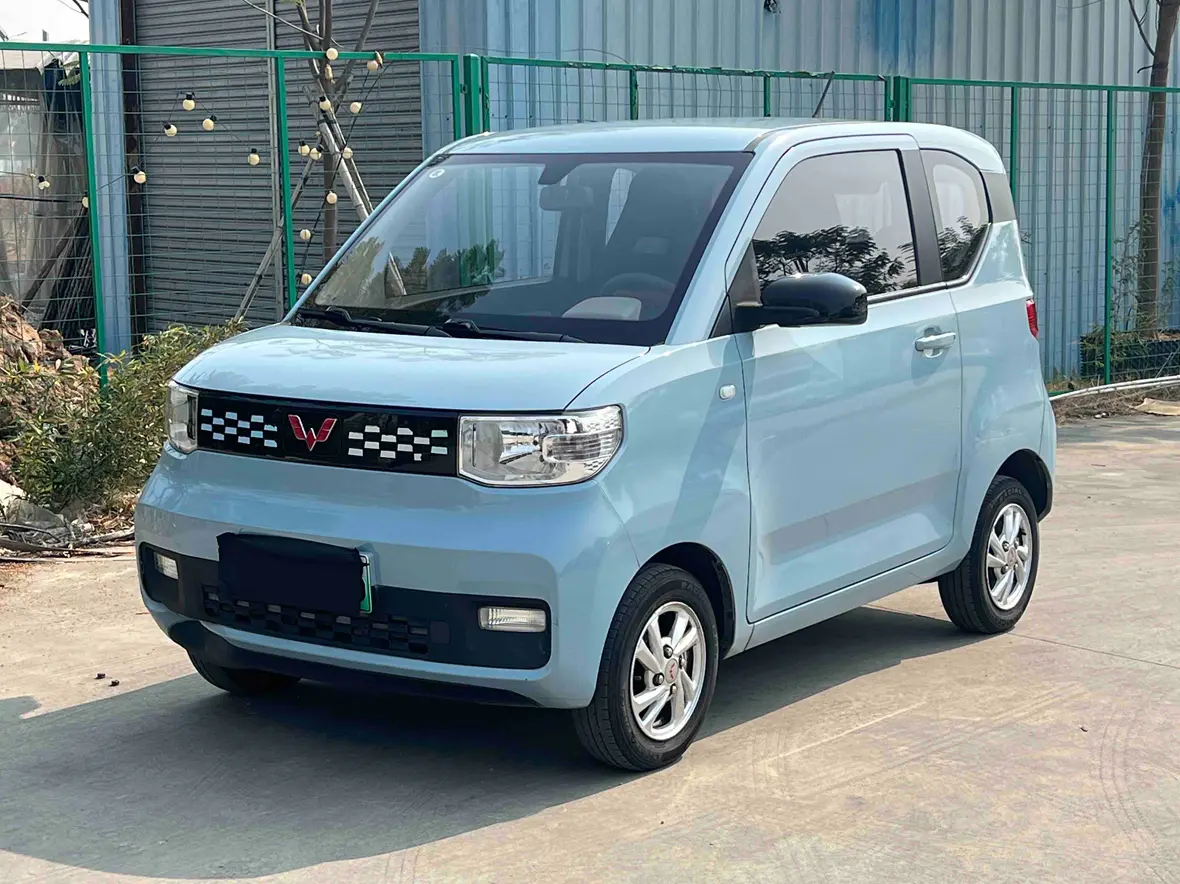Wuling Hongguang MINIEV  из Китая