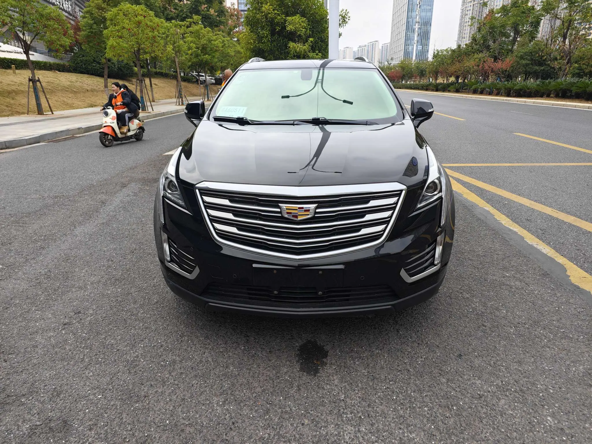 Cadillac XT5  из Китая