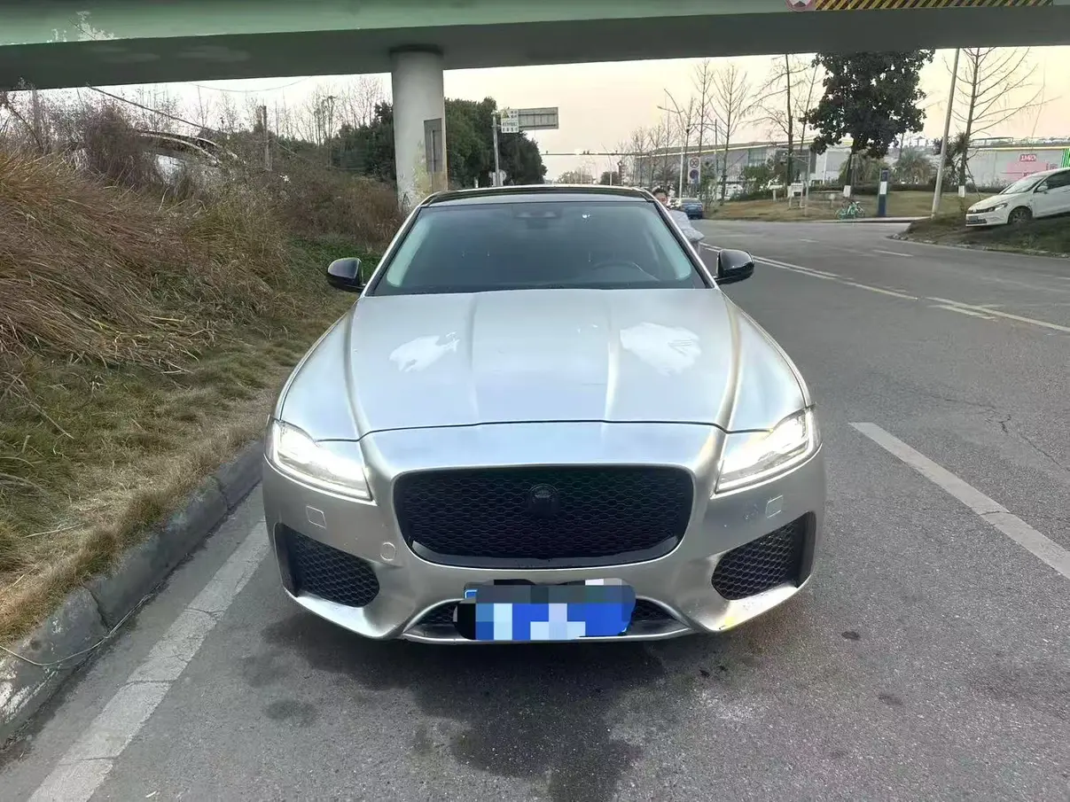 Jaguar XFL  из Китая