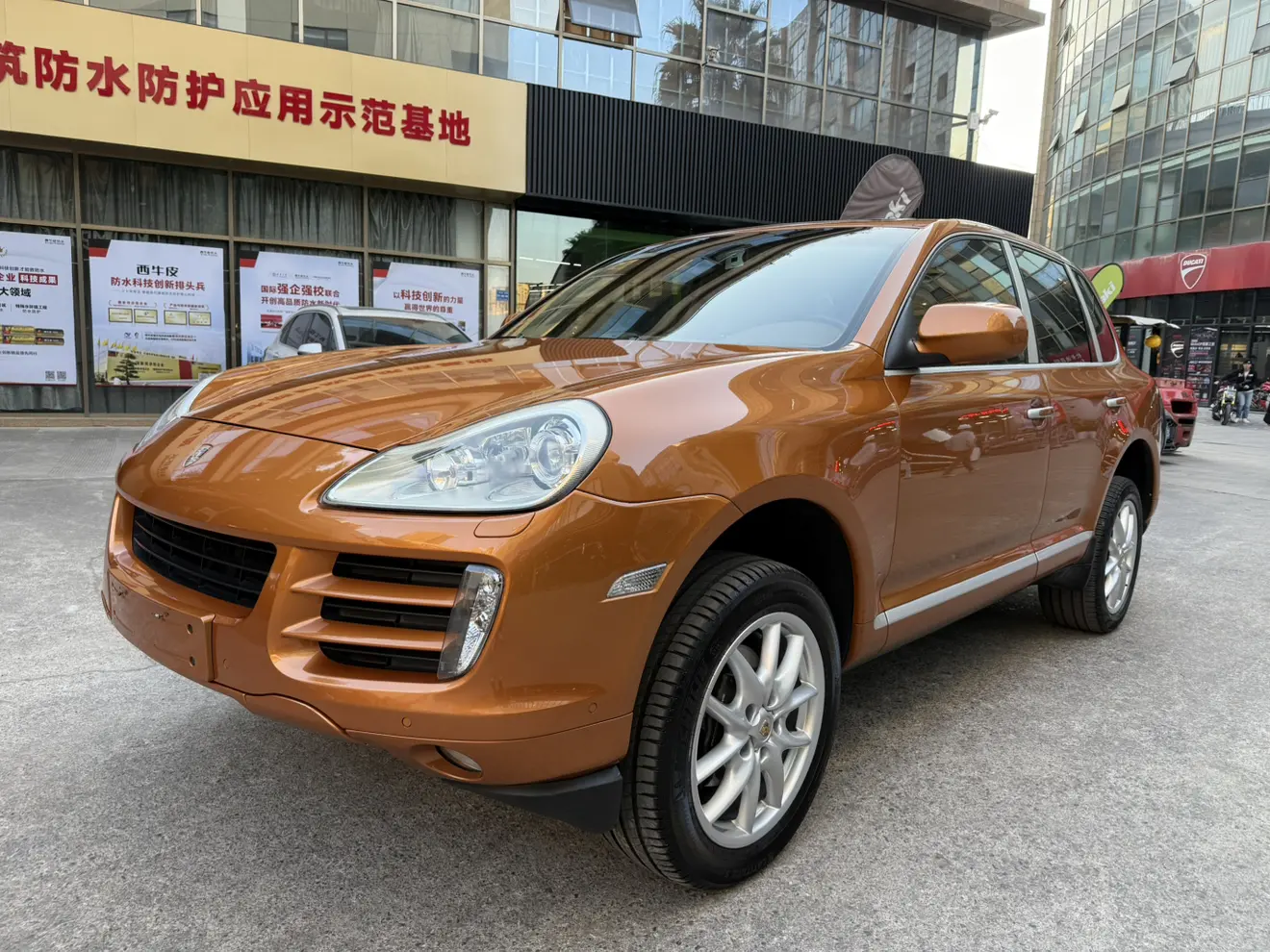 Porsche Cayenne  из Китая