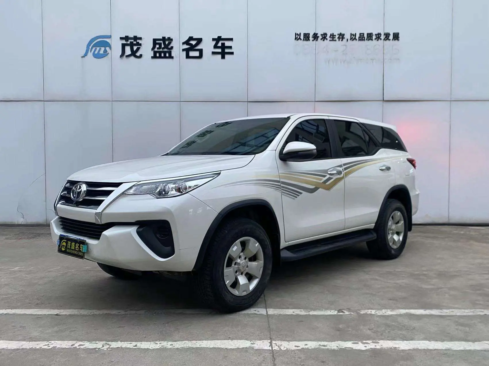 Toyota Fortuner  из Китая