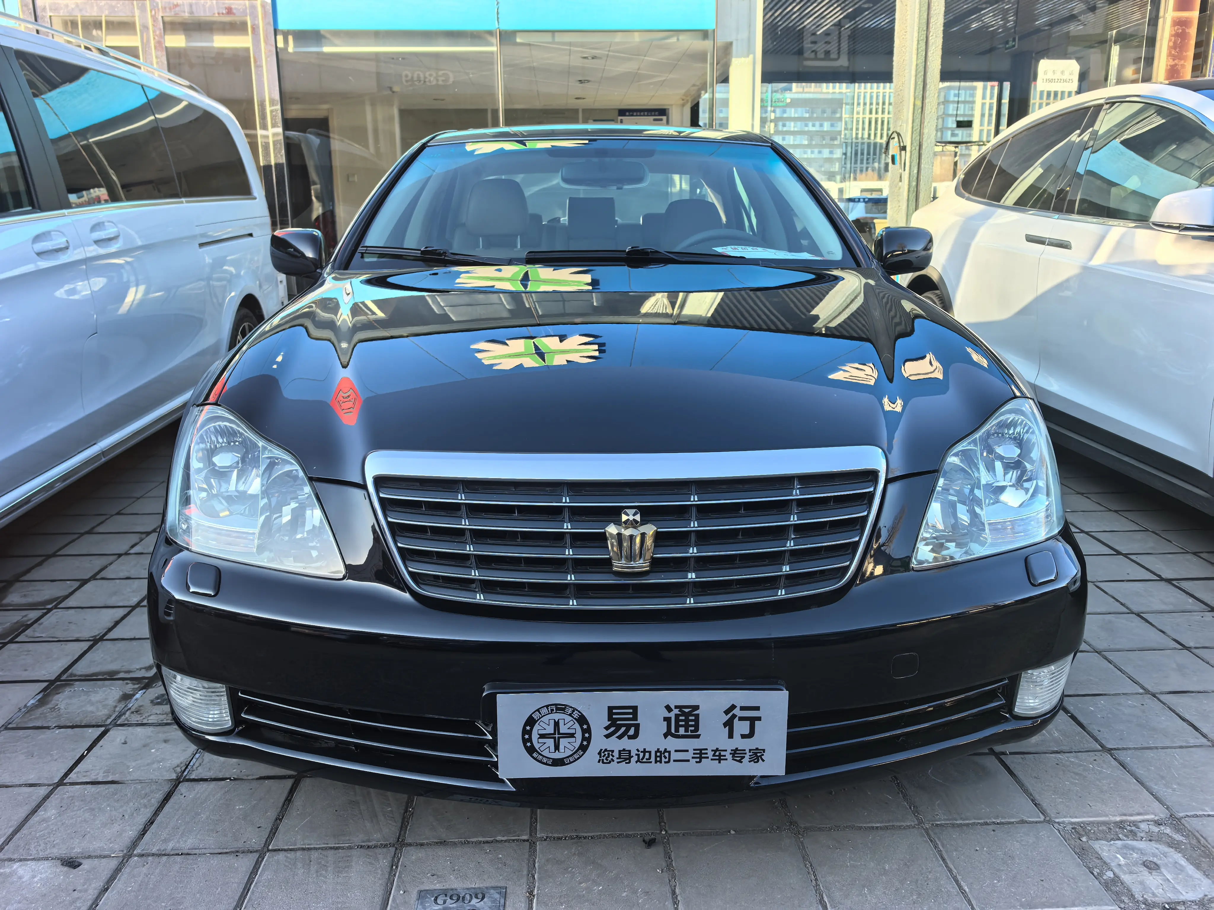 Toyota Crown  из Китая