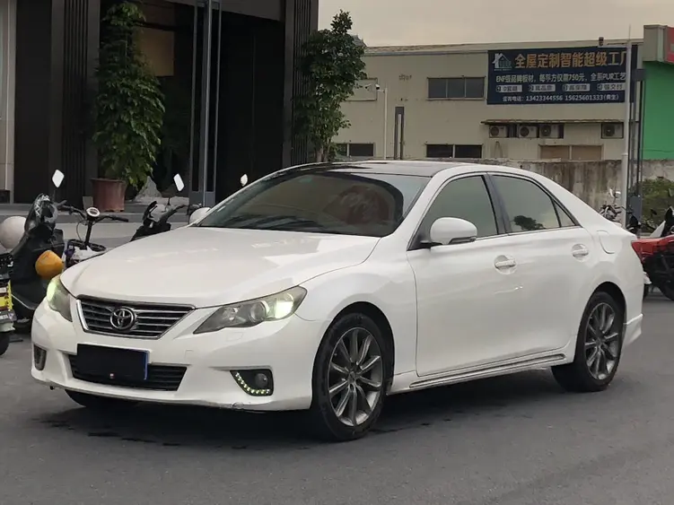 Toyota Ruizhi  из Китая