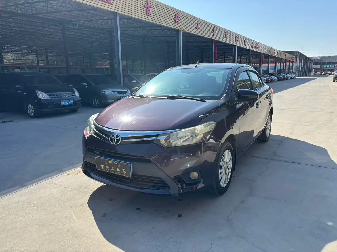 Toyota Vios  из Китая
