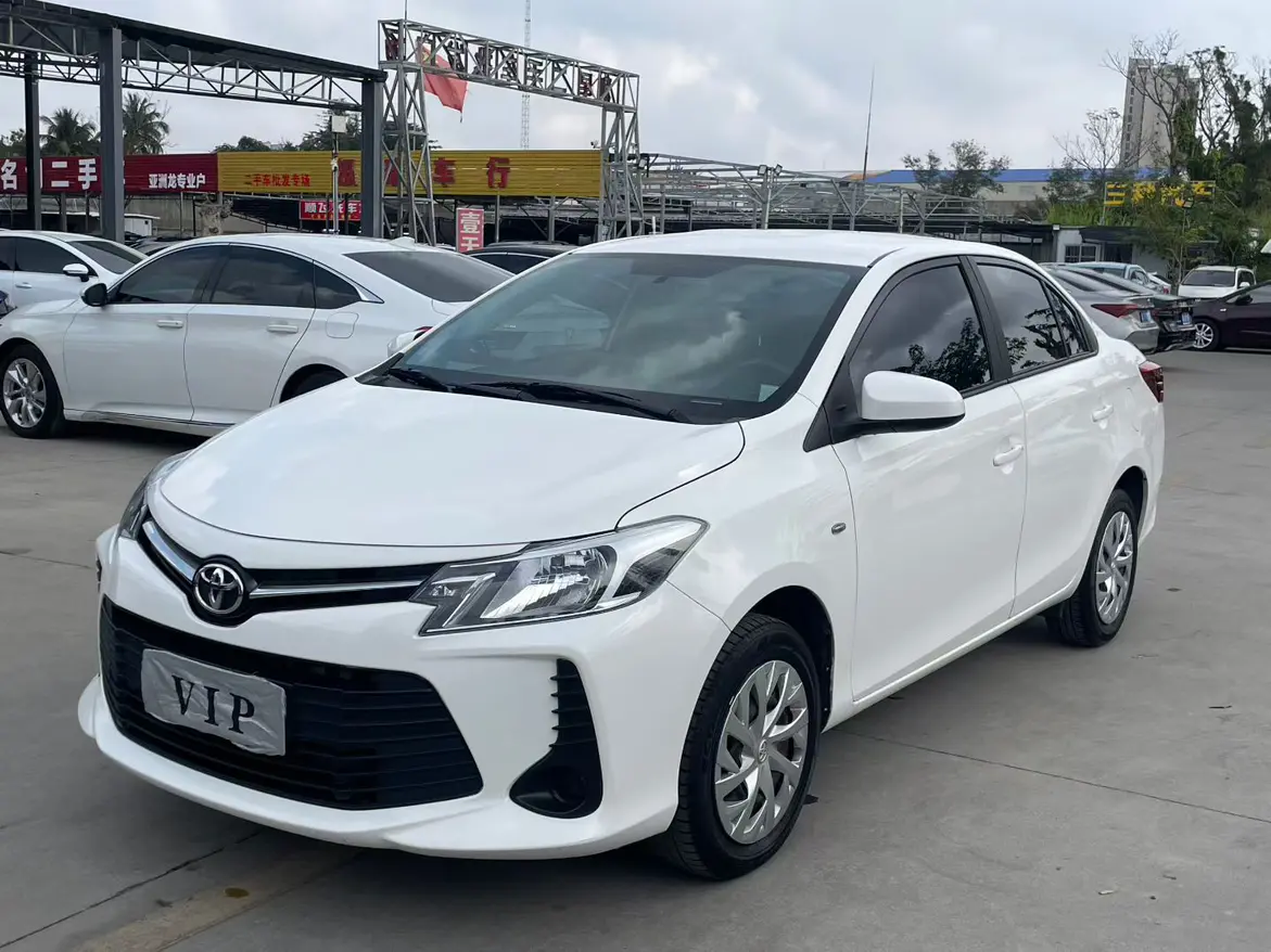 Toyota Vios  из Китая
